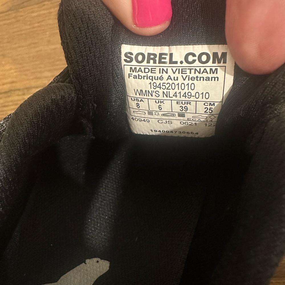 Sorel Black and White Women’s Kinetic RNEGD Strap Shoes - Picture 3 of 3